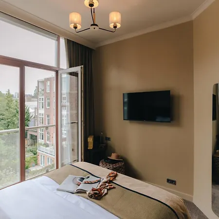 Hotel Omega-2